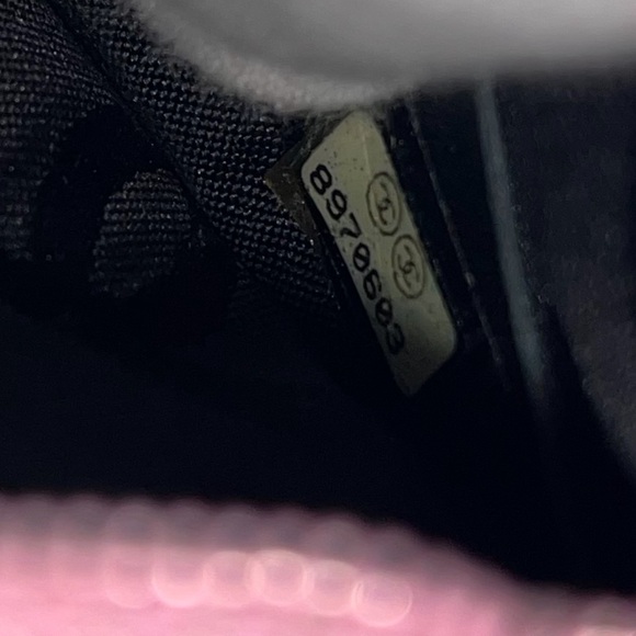 100% Authentic Pre Owned Chanel coin purse. - Picture 11 of 11